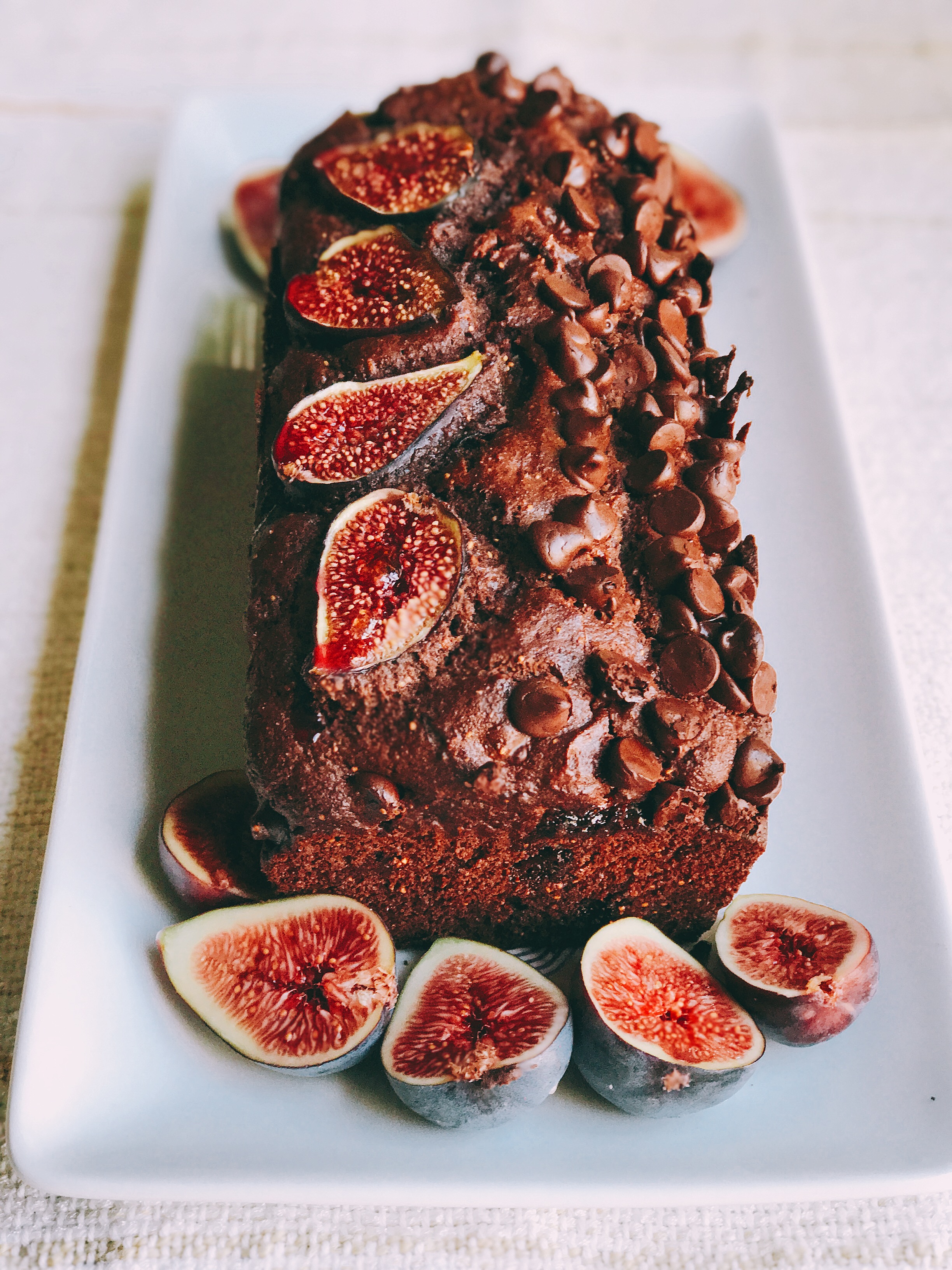 fig-chocolate-cake